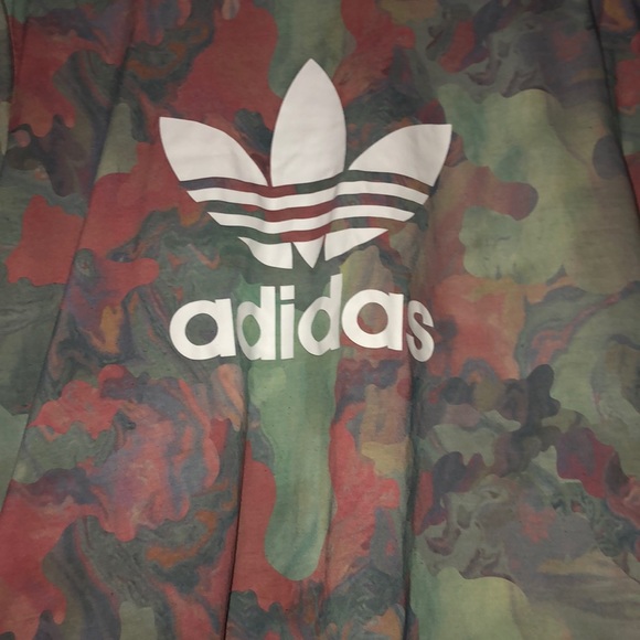 Adidas shirt - Picture 2 of 3